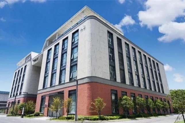 寵物行業新動態 艾澌克自有工廠投產與德國DTC品牌投資進展